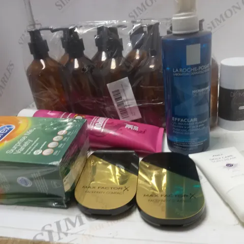 BOX OF ASSORTED COSMETIC ITEMS TOO INCLUDE WAX , SHAMPOO AND MAKEUP 