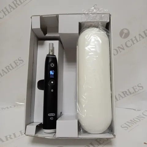 ORAL-B IO6 ELECTRIC TOOTHBRUSH