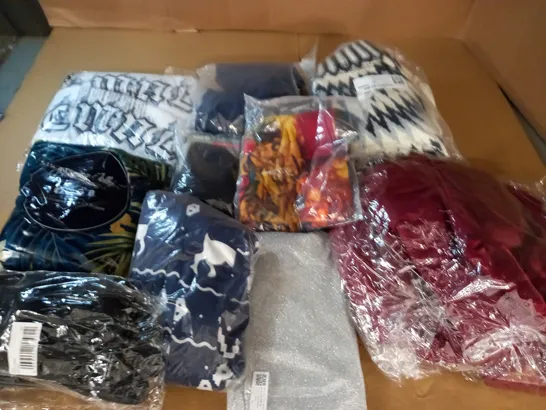 LARGE QUANTITY OF ASSORTED BAGGED CLOTHING ITEMS