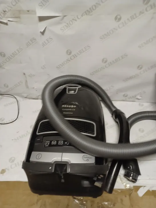 MIELE COMPLETE C3 VACUUM CLEANER 