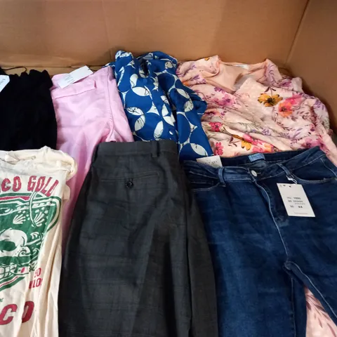 LARGE QUANTITY OF ASSORTED CLOTHING ITEMS TO INCLUDE ZARA, JOANNA HOPE AND EVANS