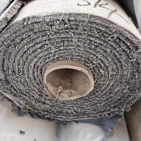 ROLL OF QUALITY FREEDOM XTRA METAL CARPET APPROXIMATELY 5M × 8.5M