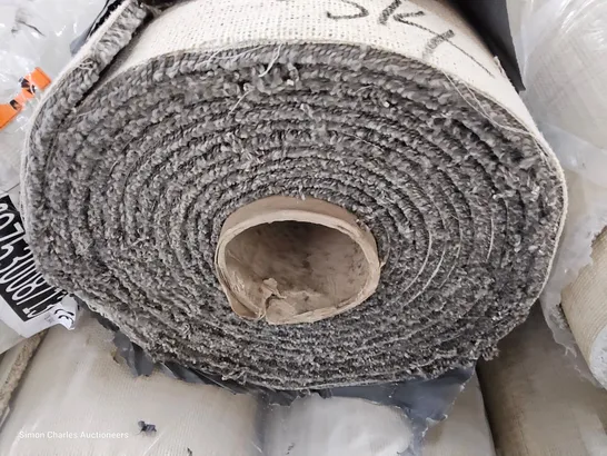 ROLL OF QUALITY FREEDOM XTRA METAL CARPET APPROXIMATELY 5M × 8.5M