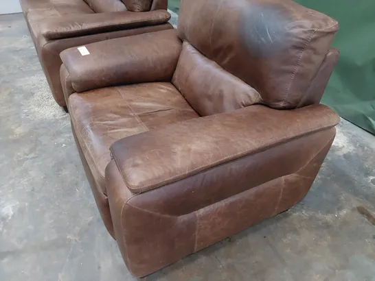 QUALITY ITALIAN DESIGNER LOUNGE SUITE, COMPRISING FIXED THREE SEATER SOFA & POWER RECLINING EASY CHAIR DISTRESSED CHESTNUT LEATHER 