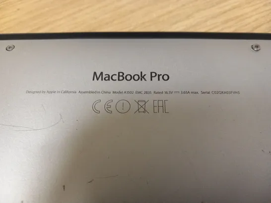 APPLE MACBOOK PRO (A1502 EARLY 2015)