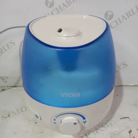 VICKS MINI HUMIDIFIER