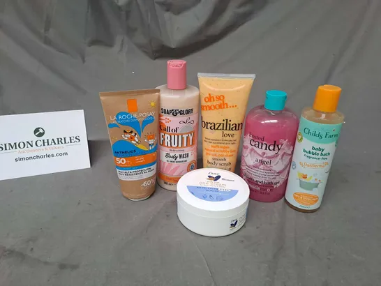 APPROXIMATELY 20 ASSORTED COSMETIC PRODUCTS TO INCLUDE CHILD'S FARM BABY BUBBLE BATH, DOVE BODY CREAM AND SOAP & GLORY BODY WASH