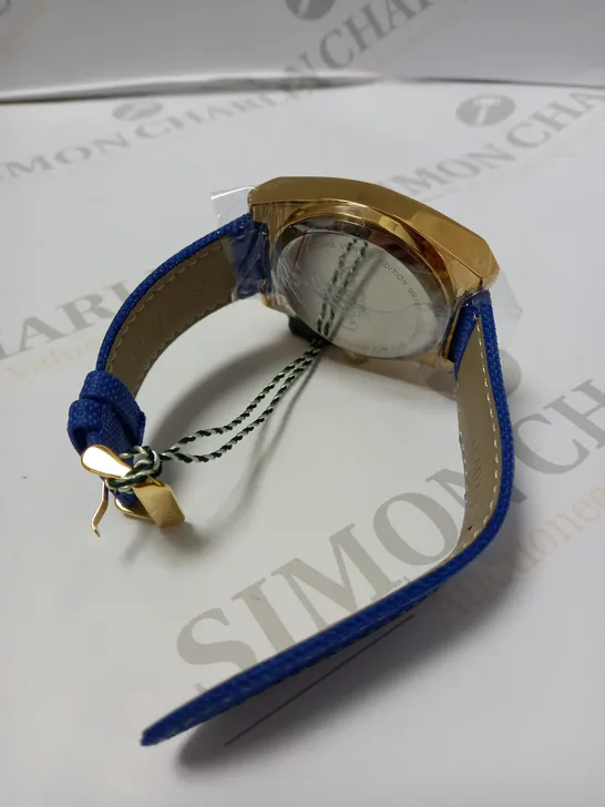 GAMAGES OF LONDON LIMITED EDITION HAND ASSEMBLED RETRO CALIBRE AUTOMATIC WATCH - BLUE/GOLD