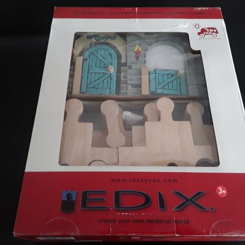 3 BRAND NEW BOXED EDIX LE TOY VAN CREATE YOUR OWN MEDIEVAL WORLD
