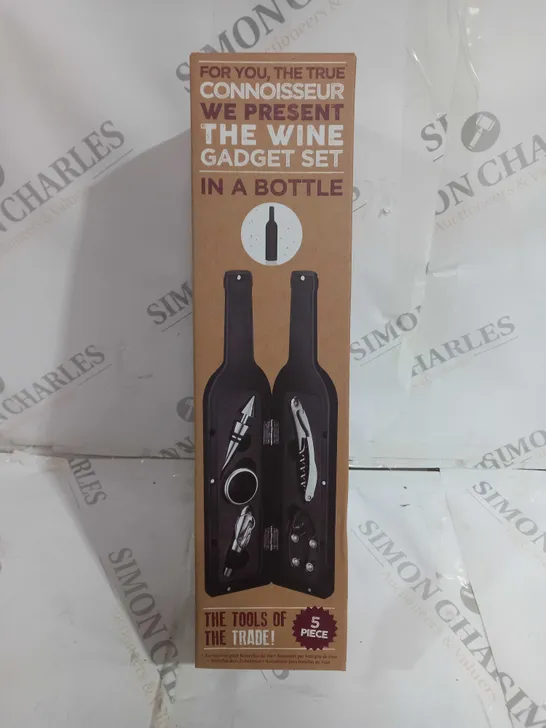 THE WINE GADGET SET WITH 5 PEICES 