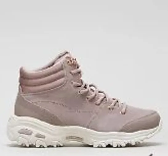 SKECHERS D'LITES SATIN COLLAR LACE UP BOOT BLUSH SIZE 5.5