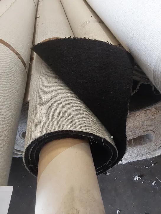 ROLL OF QUALITY CRAFTSMAN EL SABLE CARPET // SIZE: APPROX 5 X 1.83m