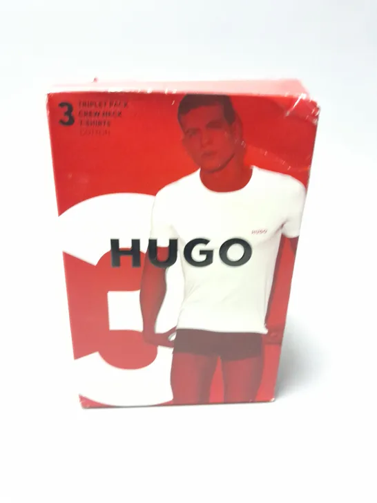 HUGO CREW NECK 3-PACK OF T-SHIRTS - MEDIUM