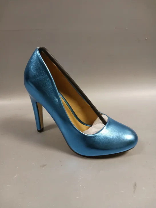 LOT OF 10 BOXED PAIRS OF ASOS SCALA HIGH HEELS SHOES IN BLUE - UK 3