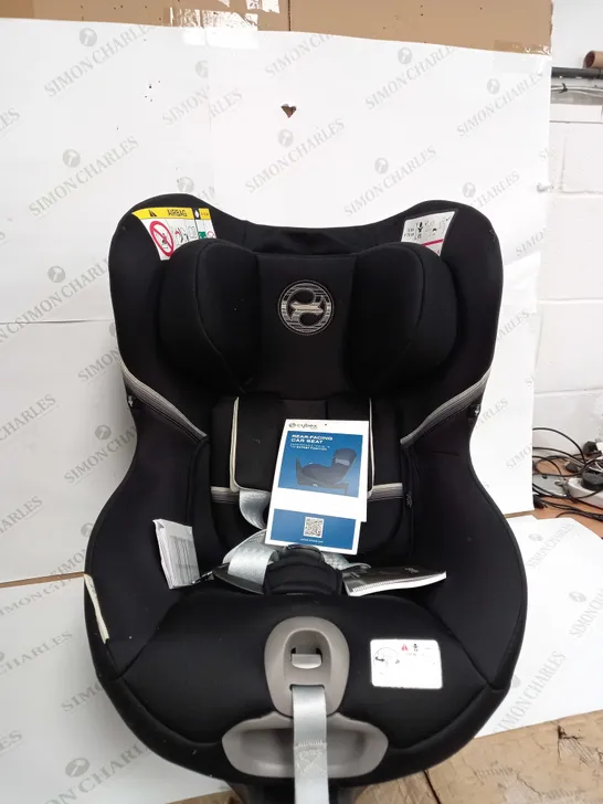 CYBEX GOLD SIRONA S2 REAR FACING CAR SEAT (BOX WATER DAMAGED) 