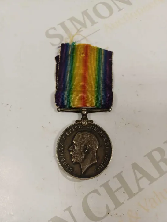 FIRST WORLD WAR SERVICE MEDAL 1914-1918