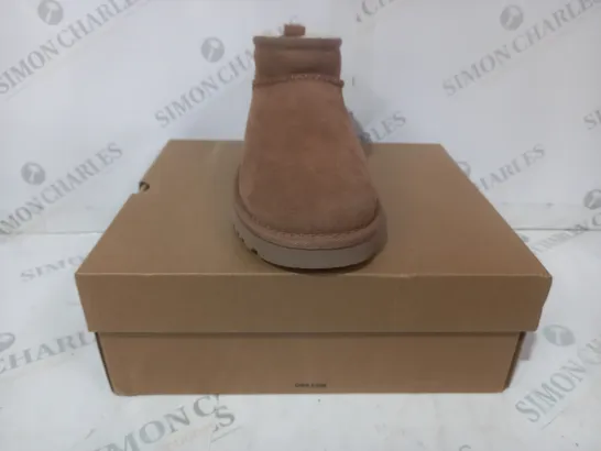 BOXED PAIR OF UGG CLASSIC ULTRA MINI SHOES IN CHESTNUT UK SIZE 4