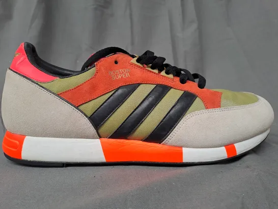 PAIR OF ADIDAS BOSTON SUPER SHOES IN MULTICOLOUR UK SIZE 8.5