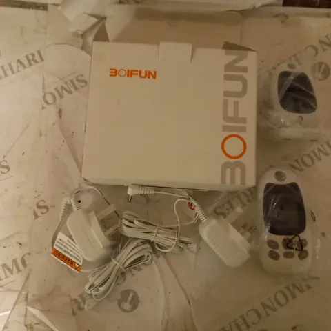 BOXED 301 FUN VIDEO BABY MONITOR WITH CAMERA, SCREEN AND POWER SUPPLIES