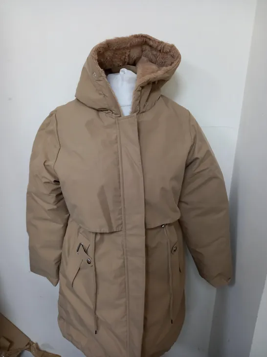 SHEIN BEIGE PADDED COAT WITH FLEECE LINING - SIZE UNSPECIFIED 