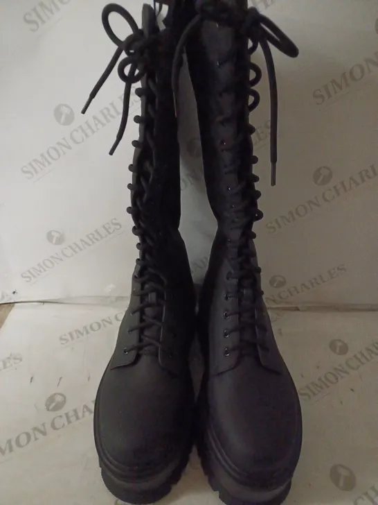 BOXED PAIR OF KOI WOMEN'S PLATFORM BLACK LACE UP BOOTS SIZE 6