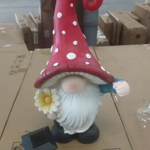 BOXED LARGE GARDEN GNOME WITH SOLAR PANEL