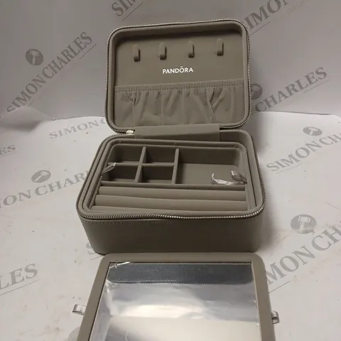 GREY MEDIUM PANDORA JEWELLERY BOX 