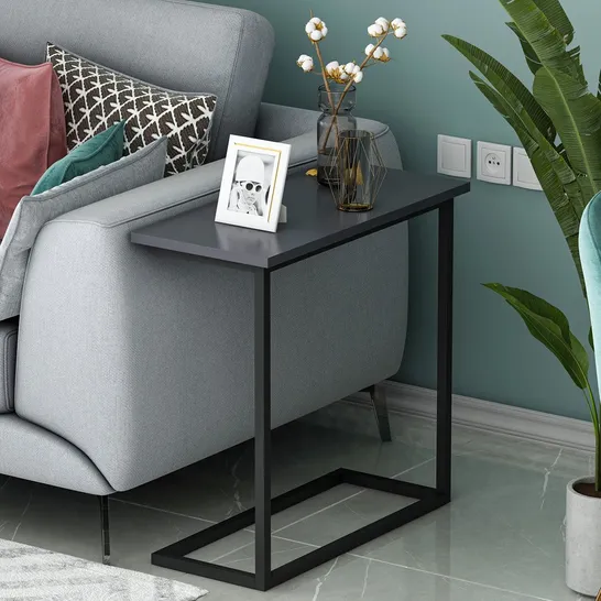 BOXED GARDENVILLE END TABLE (1 BOX)