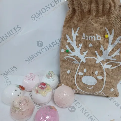 BOMB COSMETICS CHRISTMAS BATH BOMB COLLECTION 