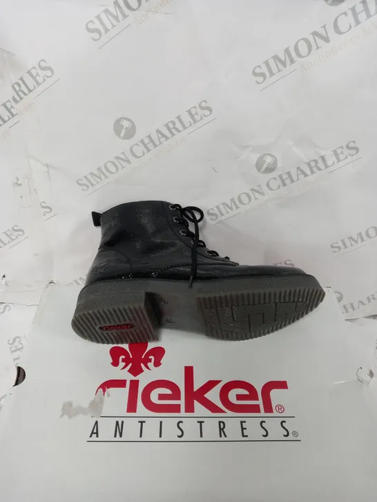 REIKER BLACK LACE UP BOOT SIZE 4- BOXED 