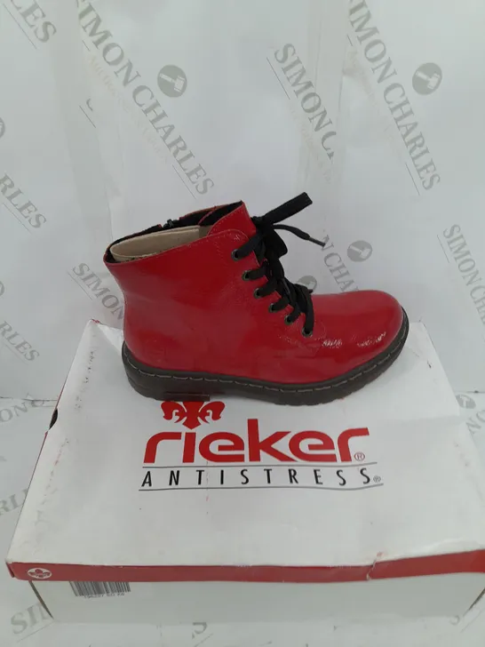 RIEKER LACE ANKLE BOOTS IN RED SIZE 6