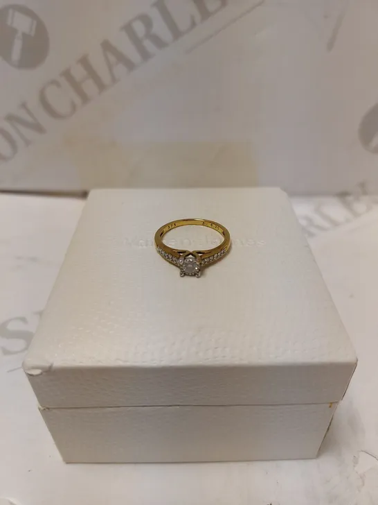 WARREN JAMES GOLD RING - SIZE M 