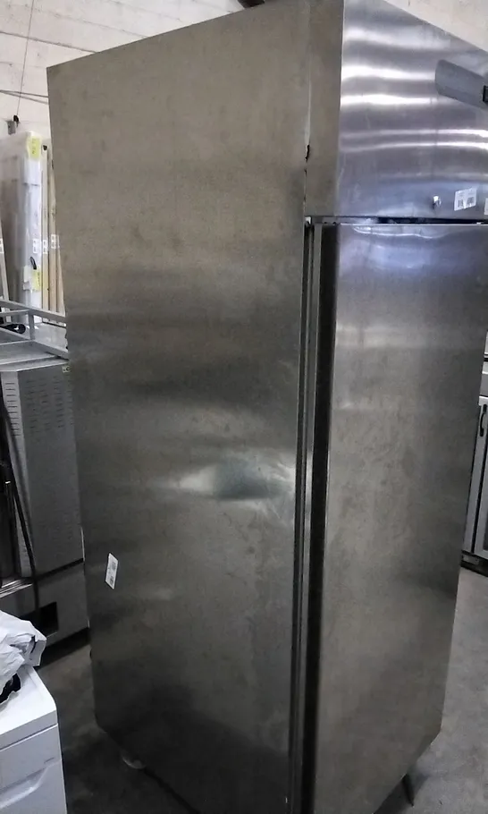 STERLING PRO COMMERCIAL TALL ONE DOOR REFRIGERATOR 