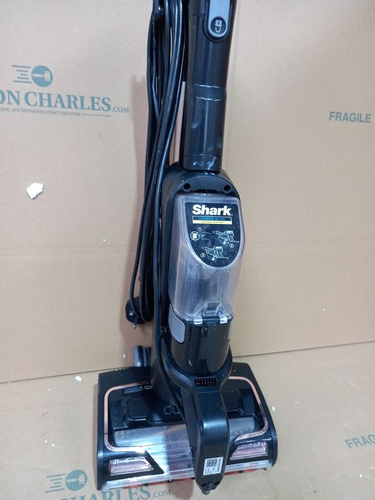 SHARK CORDED STICK VACUUM HZ500UKT