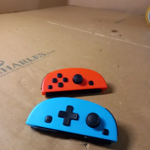 NINTENDO SWITCH CONTROLLERS 