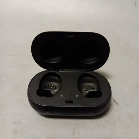 SAMSUNG CHARGING EAR BUDS CASE ( NO EARPHONES )