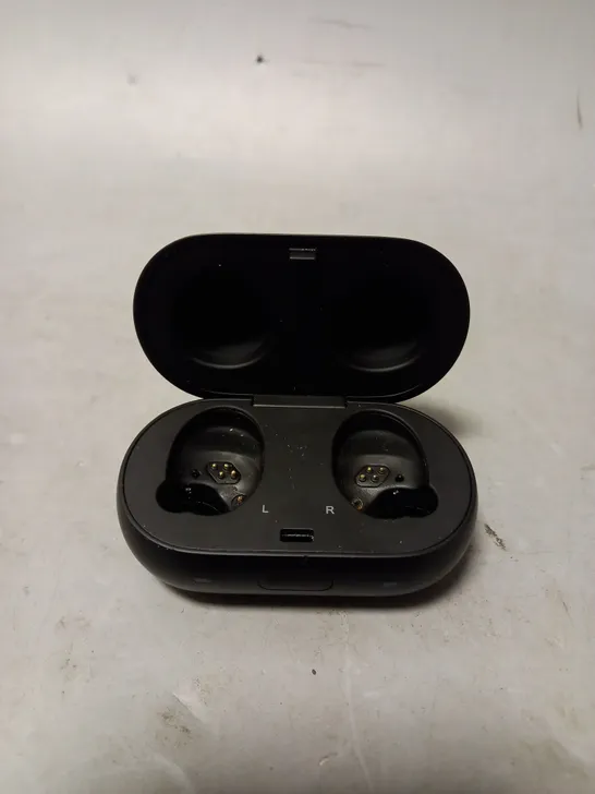 SAMSUNG CHARGING EAR BUDS CASE ( NO EARPHONES )