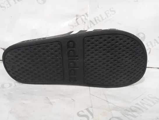 BOXED PAIR OF ADIDAS OPEN TOE SLIDERS IN BLACK/WHITE SIZE UNSPECIFIED