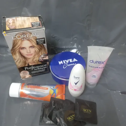 APPROXIMATELY 20 ASSORTED COSMETIC PRODUCTS TO INCLUDE L'OREAL HAIR COLOUR, NIVEA CREAM AND VOLTAROL GEL