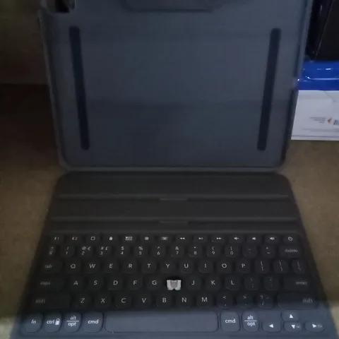 ZAGG TABLET KEYBOARD CASE