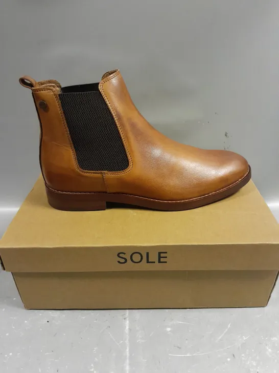 BOXED PAIR OF SOLE NEW CHELSEA BOOTS IN HONEY BROWN - 9