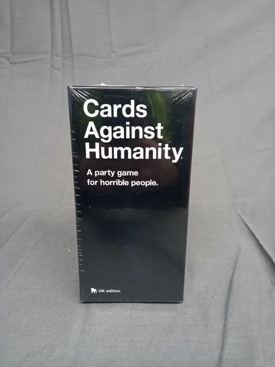 SEALED CARDS AGAINST HUMANITY AGE 17+