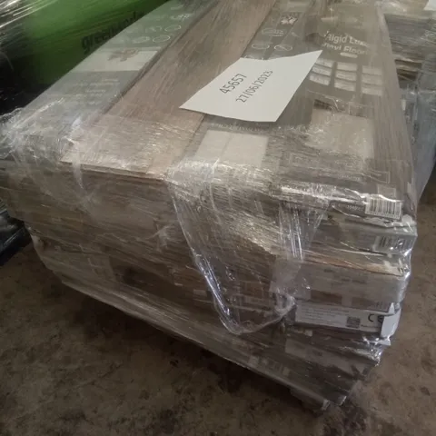 PALLET OF ASSORTED WOODEN LAMINATE FLOORING 41 PACKS OF 6 PLANKS