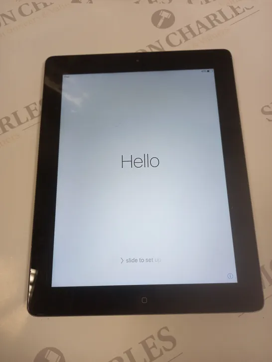 APPLE IPAD 16GB TABLET IN SILVER - A1416