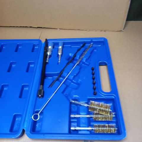 DIESEL INJECTOR PORT AND SEAT CLEANING SET