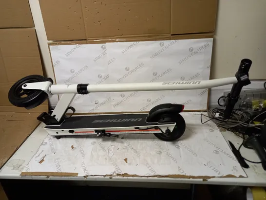 SCHWINN TONE 2 ADULT ELECTRIC SCOOTER (COLLECTION ONLY)