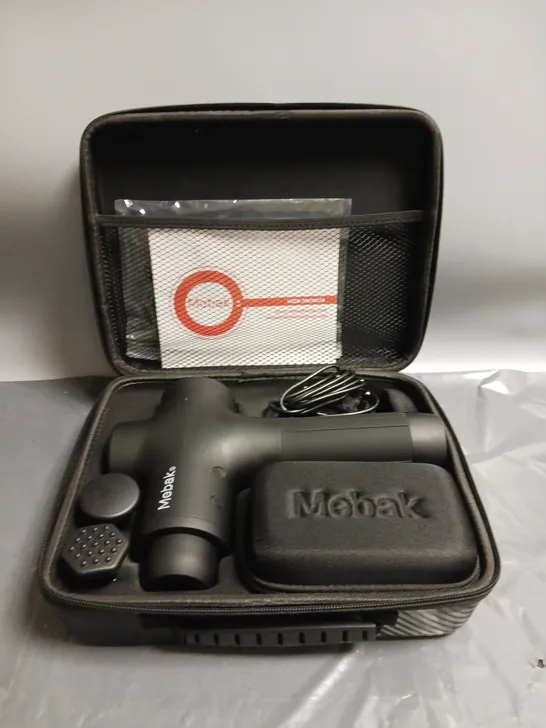 MEBAK 3 MASSAGE GUN. RECHARGEABLE AND WIRELESS WITH ACCESSORIES AND CARRY CASE