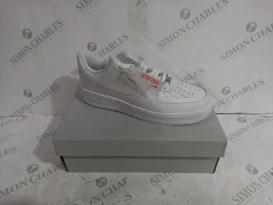 BOXED PAIR NIKE AIR FORCE 1 TRAINERS IN WHITE - SIZE: UK 9 