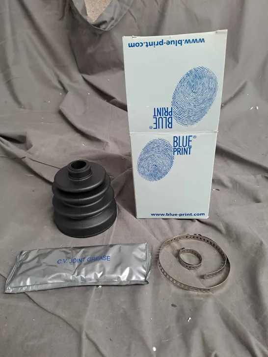 APPROXIMATELY 16 BLUE PRINT WHEEL BEARING KIT 