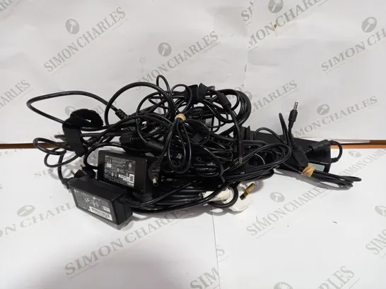 BOX OF APPROX 15 LAPTOP CHARGERS & SONY CABLES